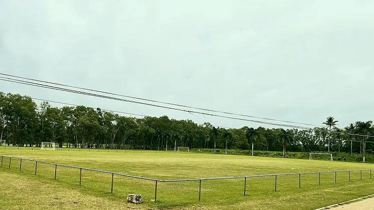 球场大屏幕上的积分榜实拍(净胜球:好用的杠杆,也有副作用)
